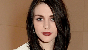 Frances Bean Cobain Battling Estranged Husband Over Kurt Cobain’s Guitar