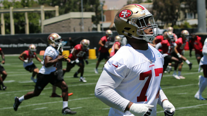 49ers Camp Notebook: Robert Saleh encouraged with improving pass rush