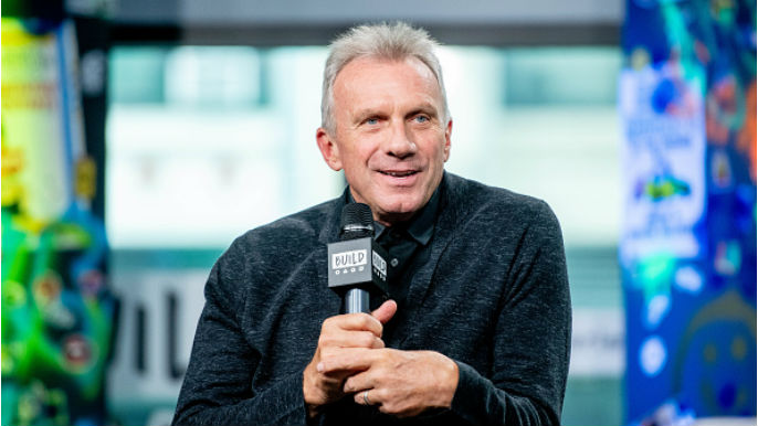 Joe Montana invests in top-selling weed company