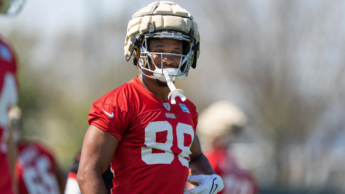 49ers veteran tight end tears ACL during training camp [report]